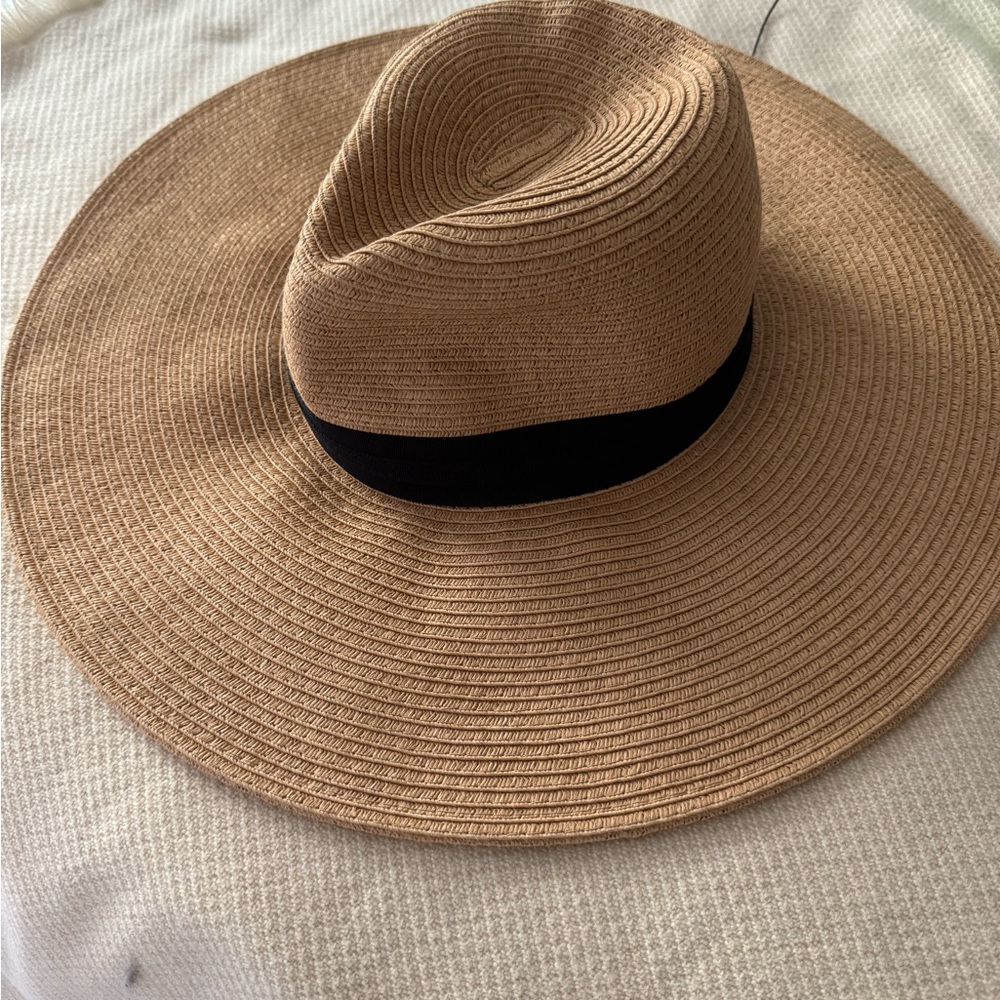 Vince Camuto Panama hat - Picture 4 of 4